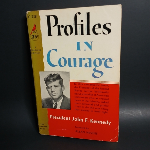 Profiles In Courage, John F Kennedy paper back books - Picture 1 of 7